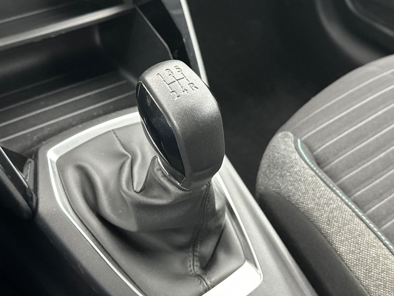 Peugeot 208 puretech 75 s&s bvm5 style — photo 28