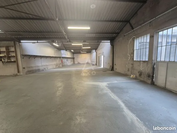 Local 237 m² CLERMONT FERRAND