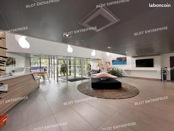 Bureaux 660 m²