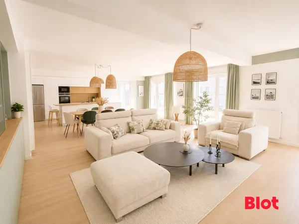 A VENDRE - Appartement d'exception de 191m² avec terrasse et double garage