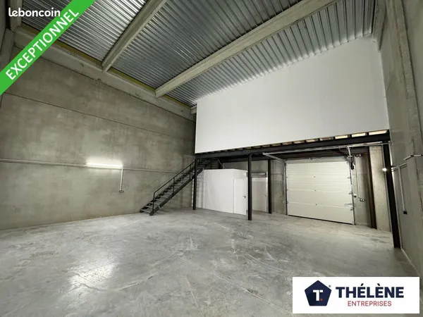 LOCAL D'ACTIVITE 300 m² VIC LA GARDIOLE