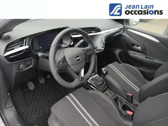 Opel Corsa 1.2 turbo 100 ch bvm6 — photo 11