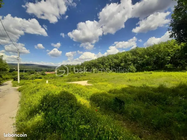Terrain 800 m² Cereste