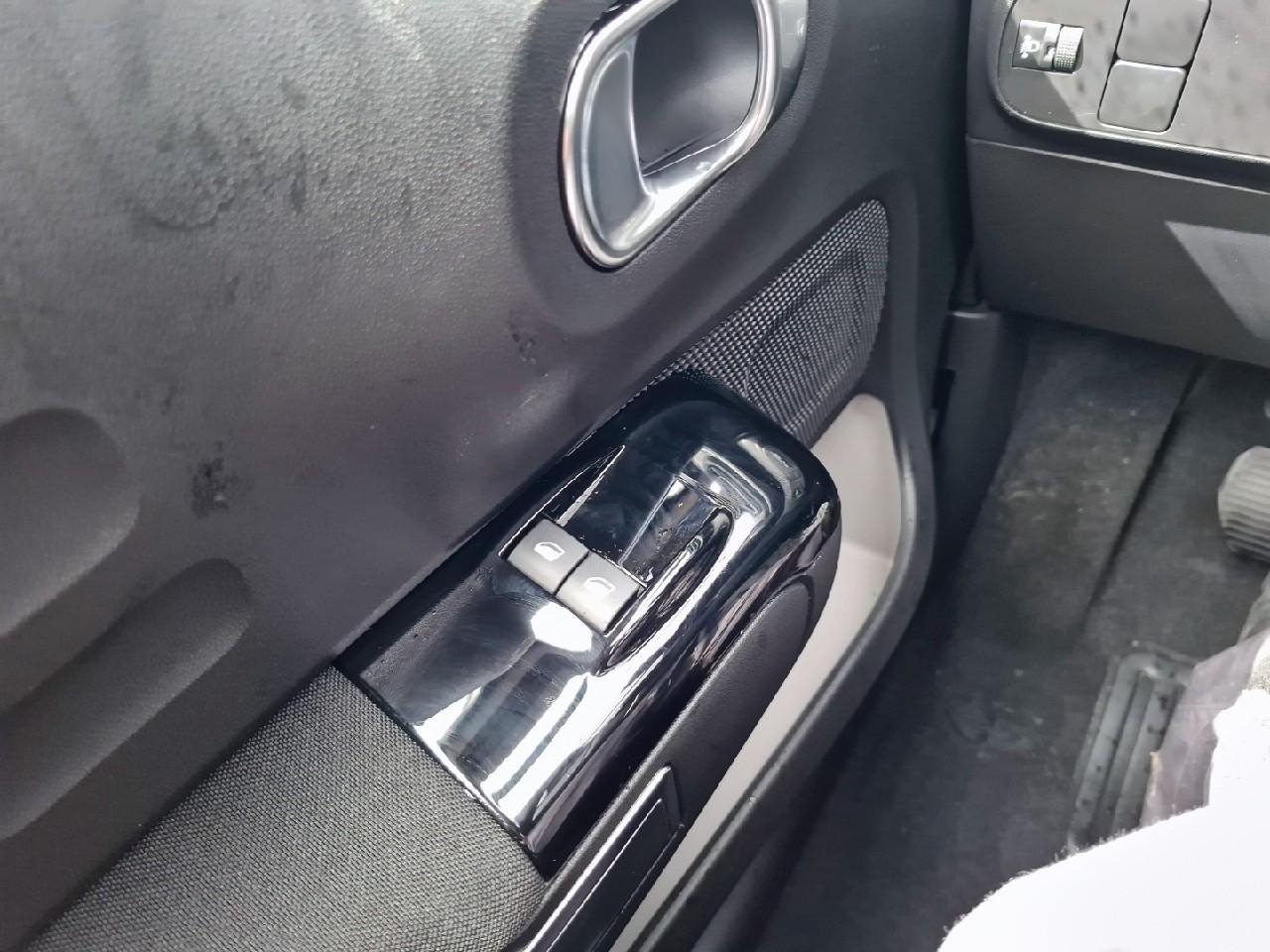 Citroën C3 1.2 puretech 83ch s&s shine — photo 16