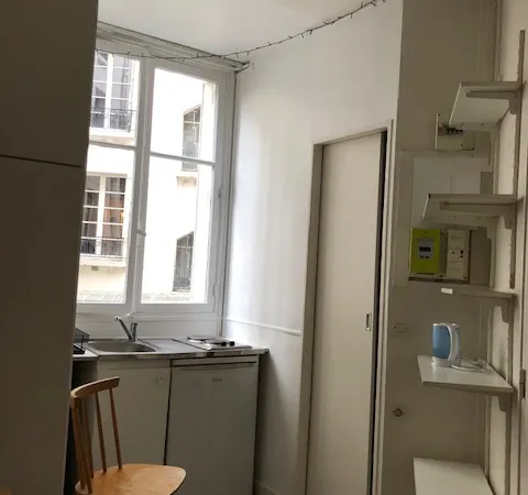 Loue chambre de service - 10m²