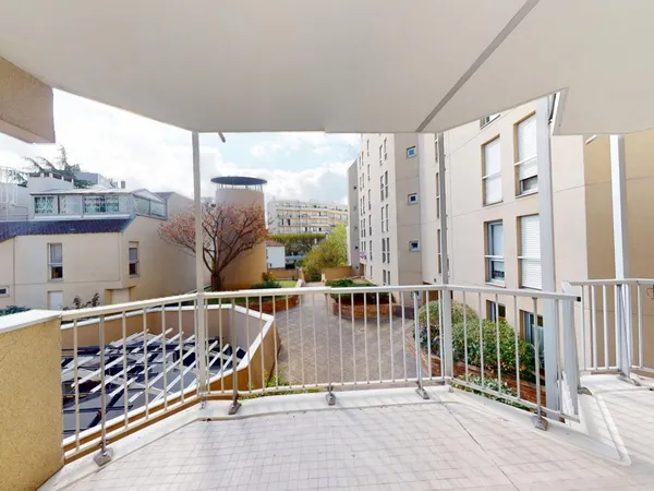 Appartement Vente Courbevoie 4p 84m² 429000€