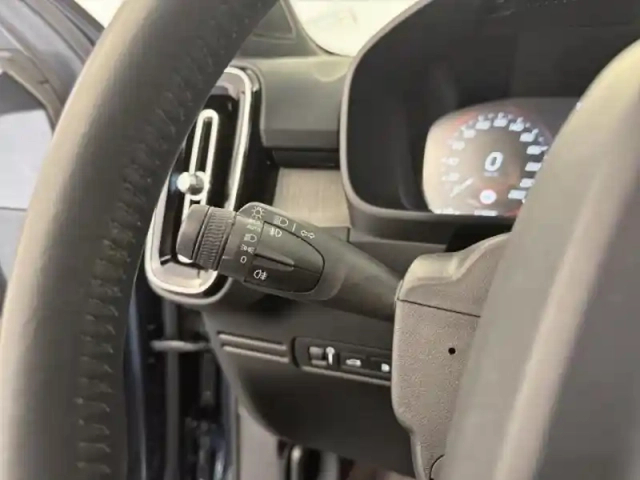 Volvo Xc40 t5 recharge 180 + 82ch inscription luxe dct 7 — photo 15