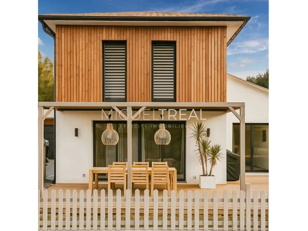 Maison 6 pièces 180 m²