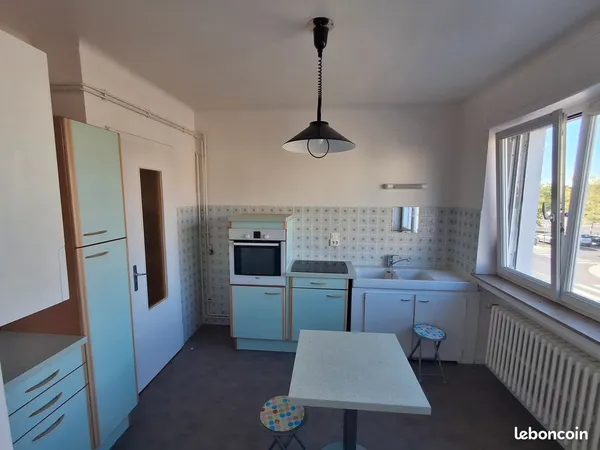 F3 de 77m² lumineux - 2 grandes chambres