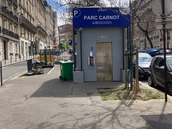 Parking paris etoile