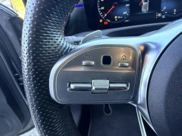 Mercedes Classe A 200 d amg line — photo 20