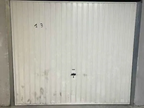 Garage fermé