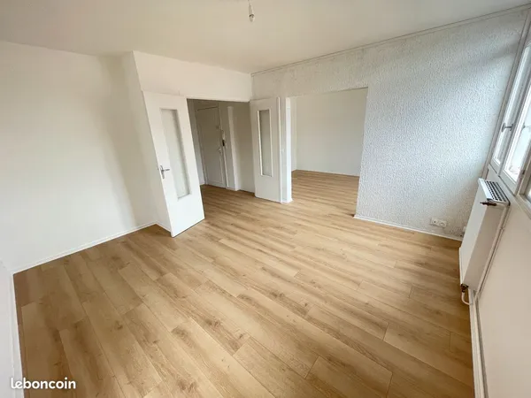 A louer grand f3 4 surface 82 m2
