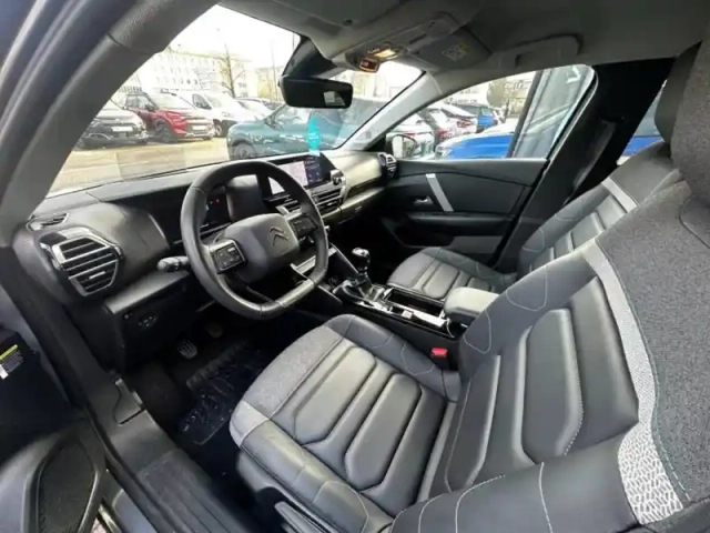 Citroën C4 puretech 130ch s&amp;s shine — photo 10
