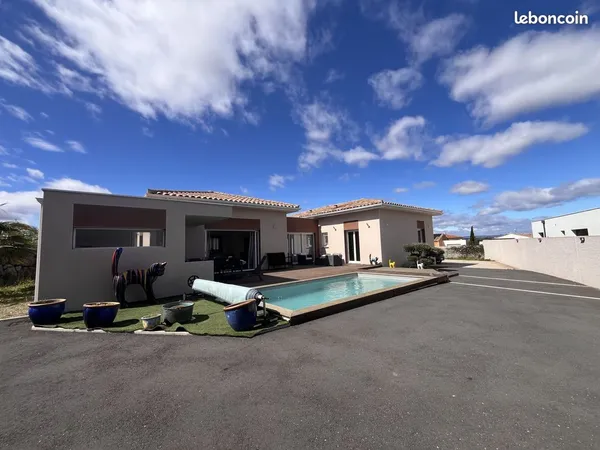 Villa 4 pièces 135 m²
