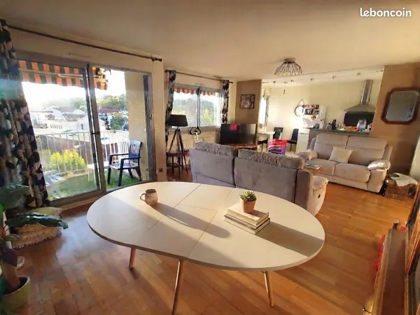 Appartement · 89 m² · 4 pièces Oullins Centre