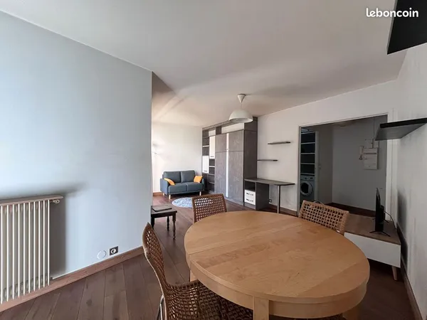 Studio 1 pièce 35 m²
