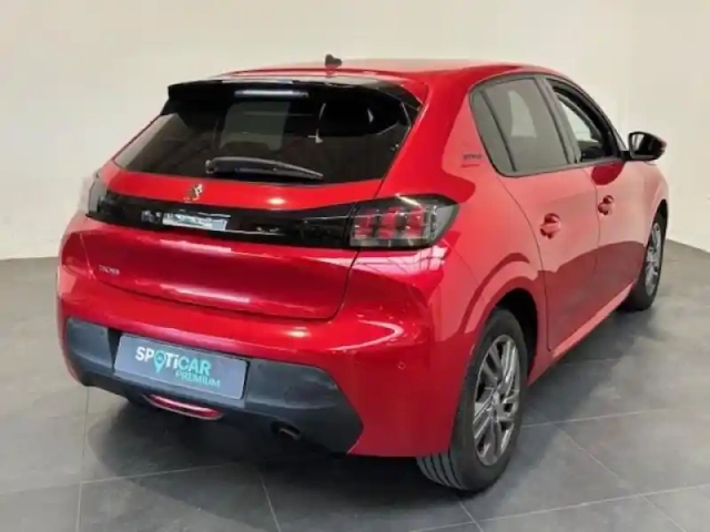 Peugeot 208 1.2 100 style clim /carplay / régulateur — photo 4