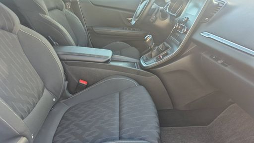 Renault Scenic 1.7 dCi 120 - Limited – 2019 – 112045 km – Diesel – Boîte Manuelle — photo 45