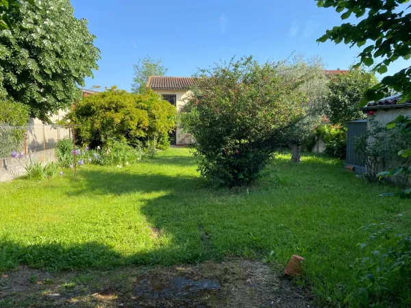 Terrain 115 m²