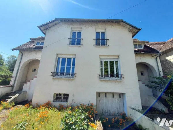 Maison 10 pièces 167 m²