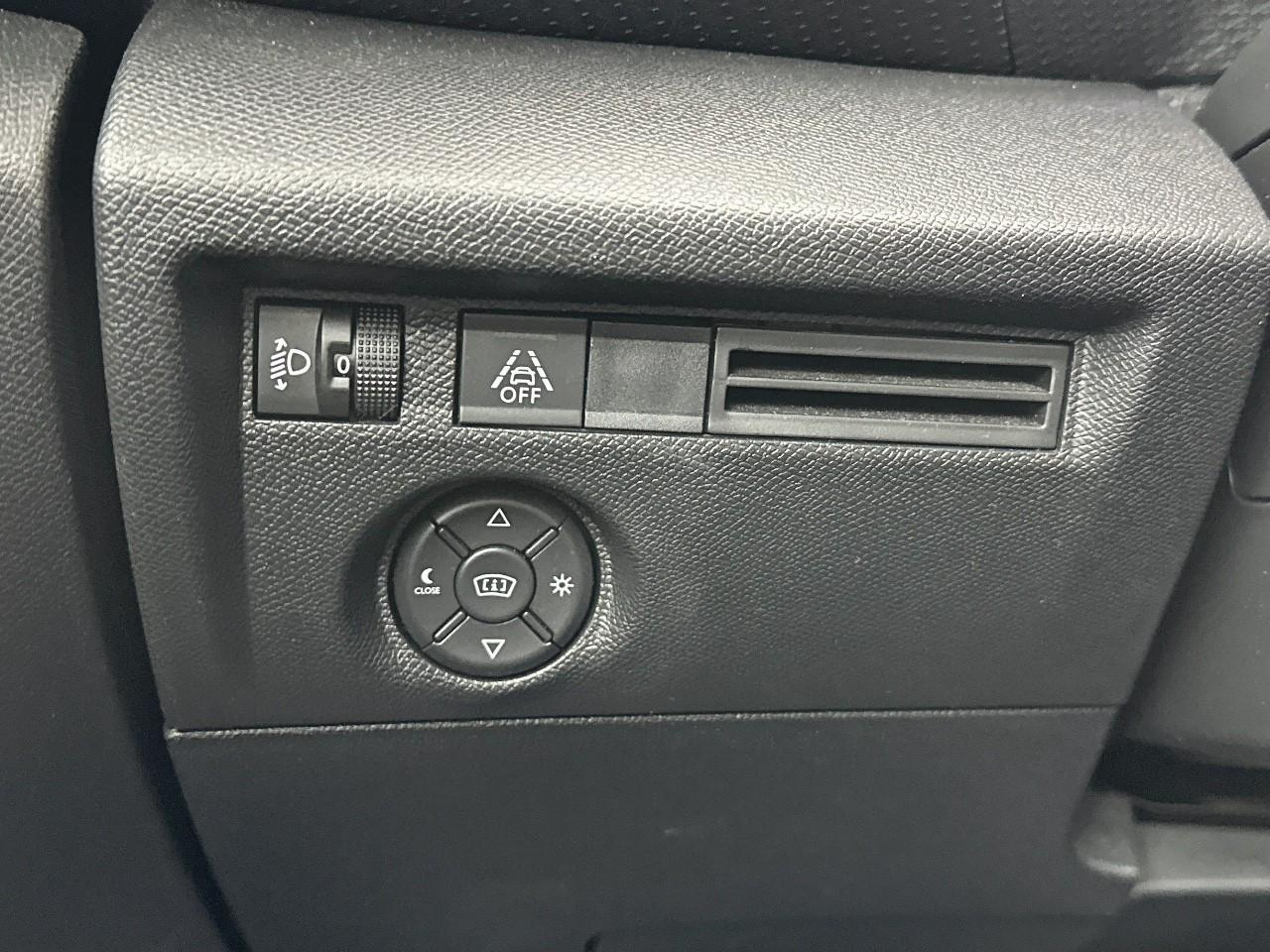 Citroën C4 puretech 130 s&s eat8 shine pack — photo 16