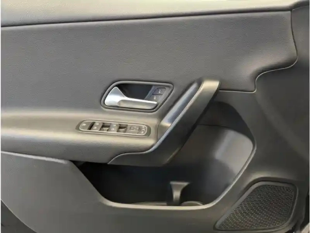 Mercedes Classe A 160 style line — photo 13