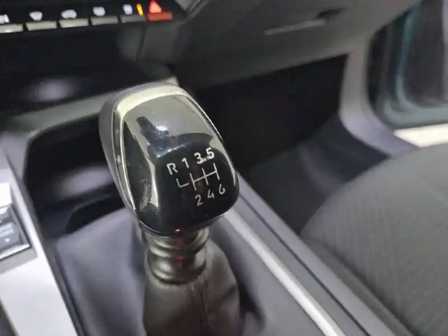 Peugeot 308 sw bluehdi 130ch s&amp;s bvm6 — photo 14