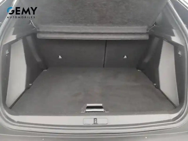 Peugeot 2008 hybrid 145 e-dcs6 — photo 6