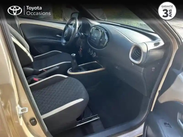 Toyota Aygo X 1.0 vvt-i 72ch design my23 — photo 21