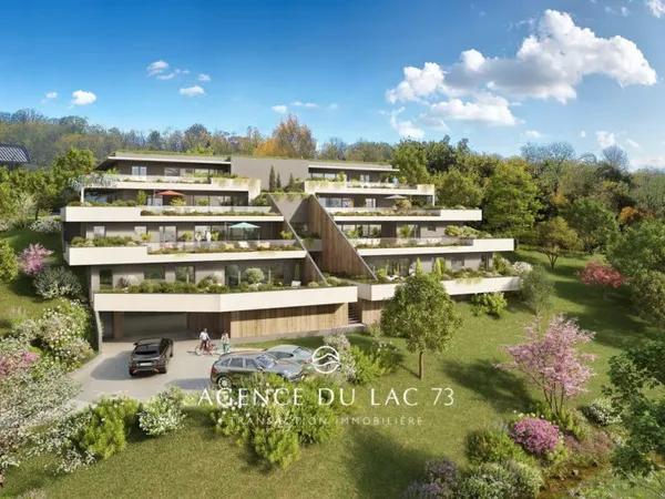 T4 avec grande terrasse et vue lac dominante