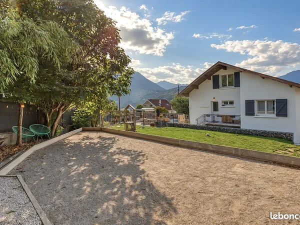 Maison 5 pièces 92 m²