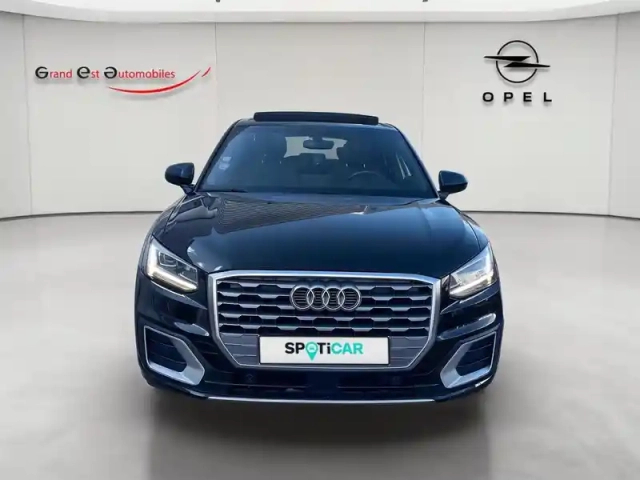 Audi Q2 1.4 tfsi 150ch cod s line s tronic 7 + toit ouvrant + attelage — photo 10