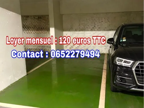 Parking à louer - Paris 15e, rue de Vaugirard - 120 /mois TTC