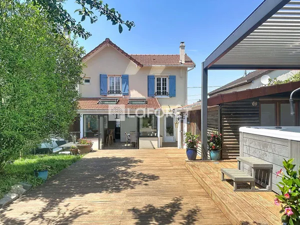 Maison 5 pièces 107 m²
