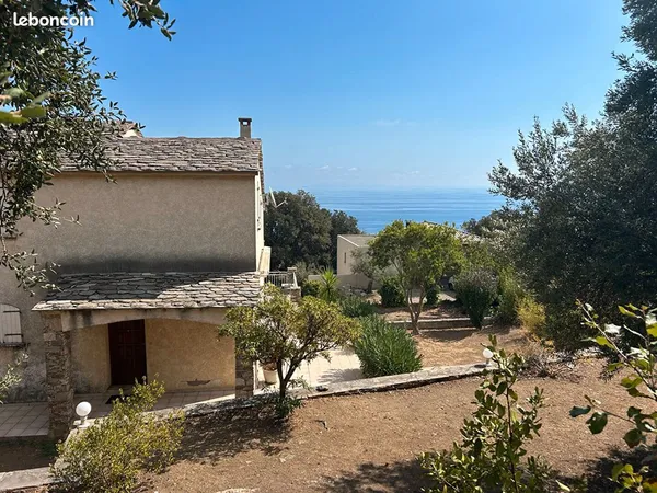 Maison 5 pièces 134 m²