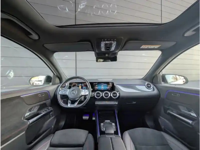 Mercedes Gla 250 e — photo 10