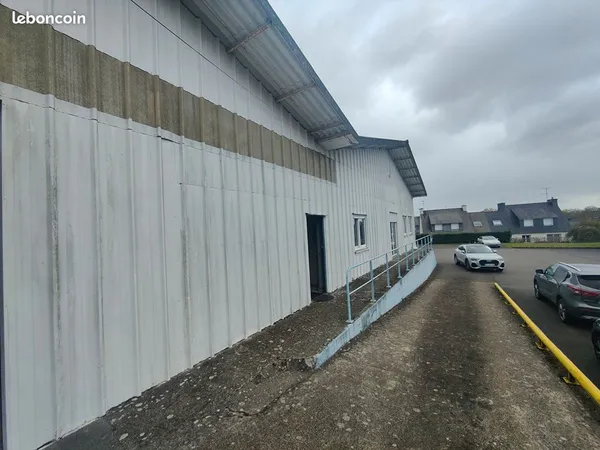 Local 450 m² QUIMPER