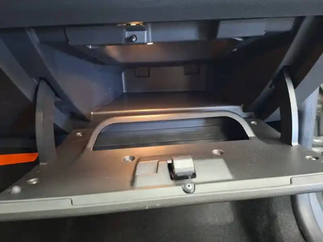 Dacia Duster tce 150 fap 4x2 edc — photo 29