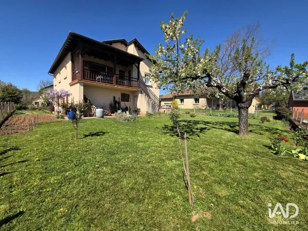 Maison 5 pièces 151 m²
