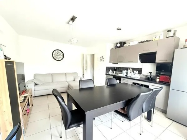 Cagnes Sur Mer 3 Pièces 57 m2 Terrasse 19 m² Jardin Double Box