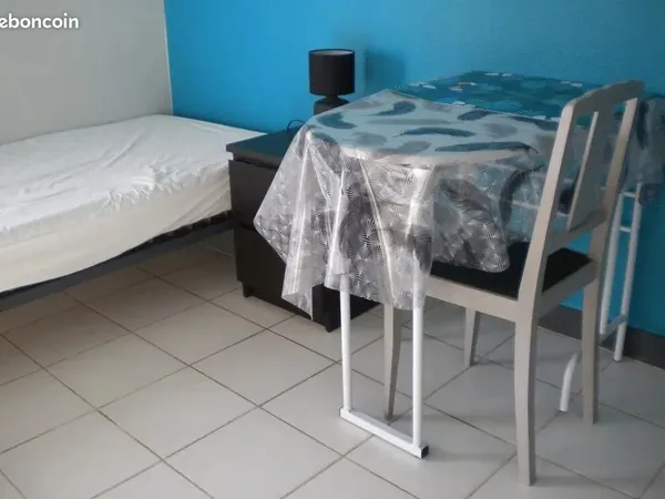 Studio 1 pièce 16 m²