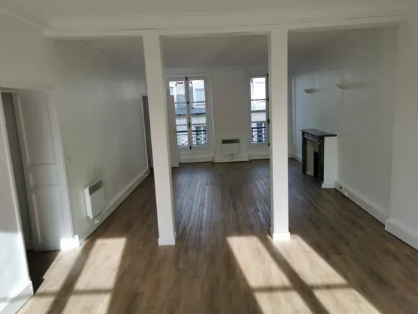 Bureau 92 m²