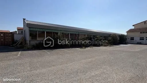 Local 370 m²