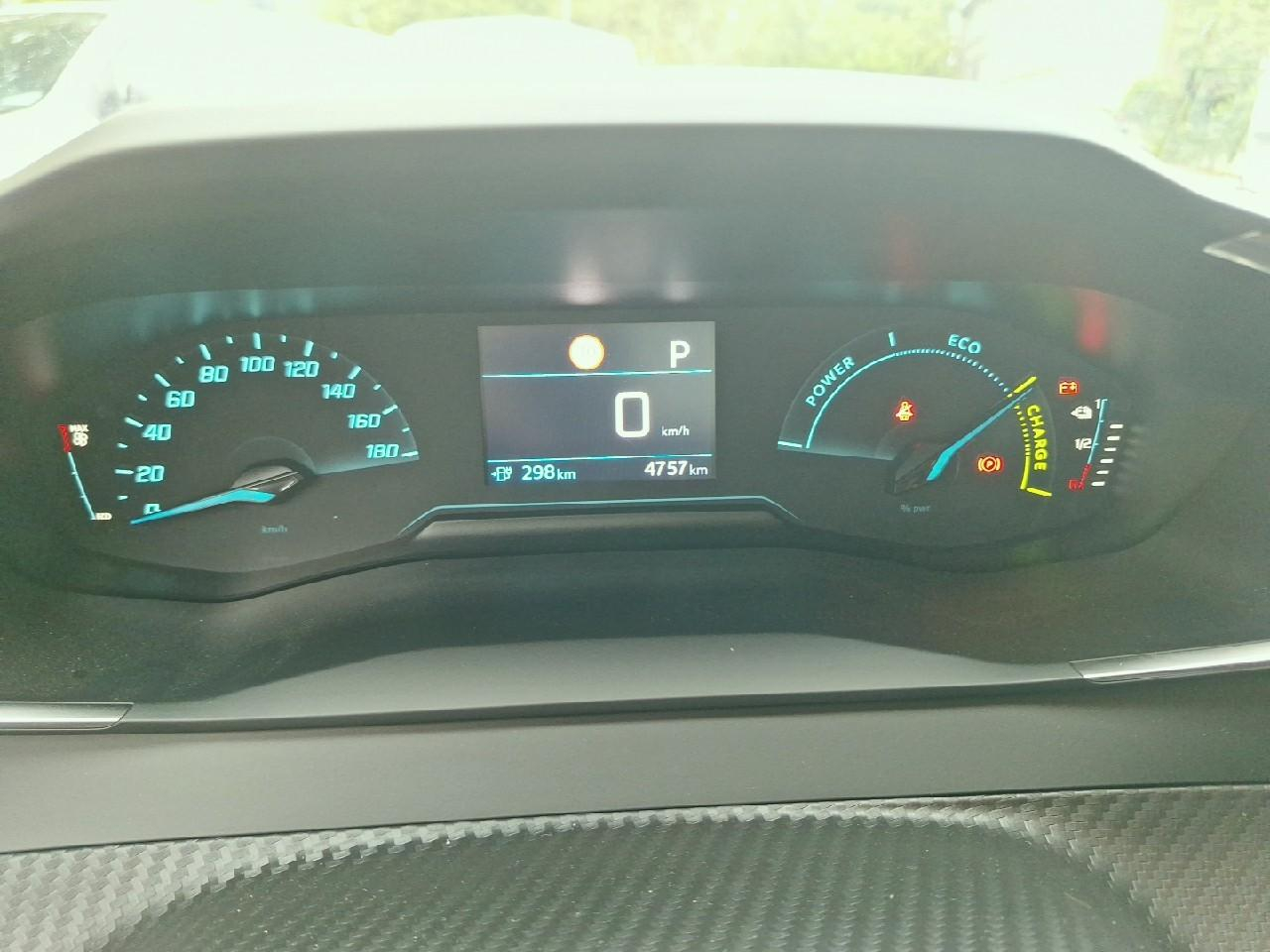 Peugeot 2008 e-2008 156ch 54 kwh style — photo 16