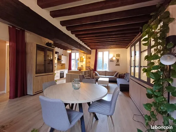 Grand T2 - Quartier des antiquaires
