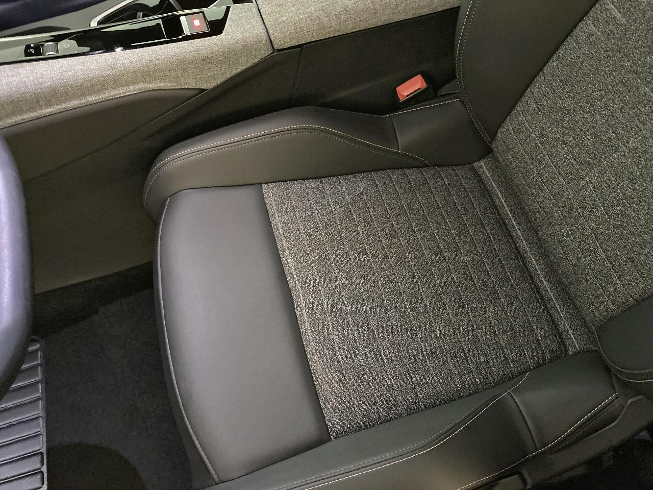 Peugeot 3008 hybrid 145 e-dcs6 allure — photo 9