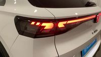 Volkswagen T-Roc 1.5 eTSI 150ch R-Line DSG7 — photo 32