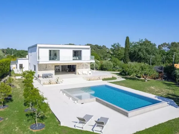 Valbonne - superbe villa contemporaine