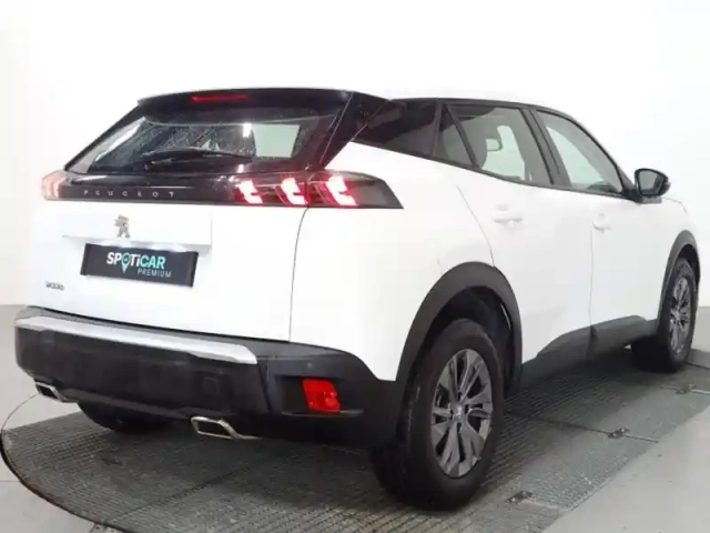 Peugeot 2008 1.2 puretech 130ch s&amp;s active business eat8 7cv — photo 6